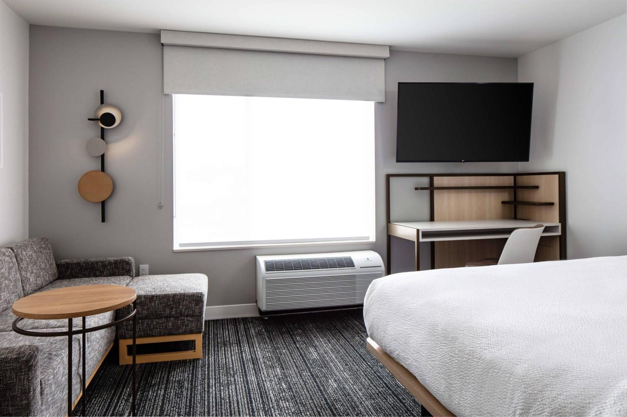 Towneplace Suites By Marriott Milwaukee West Bend Dış mekan fotoğraf